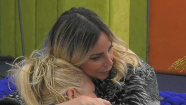 Grande Fratello Vip, Stefania su Tommaso: 'Se ci sono problemi, sono nella sua testa'.