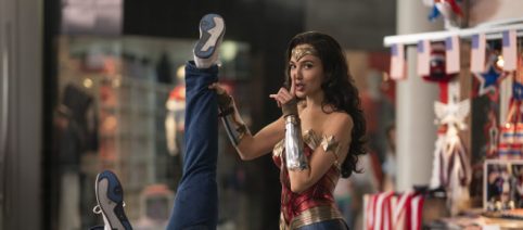 Estreia nos cinemas brasileiros 'Mulher Maravilha 1984'