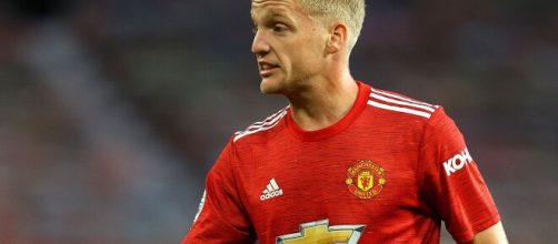 Van de Beek ainda n&atilde;o deslanchou no Manchester United. (Arquivo Blasting News)