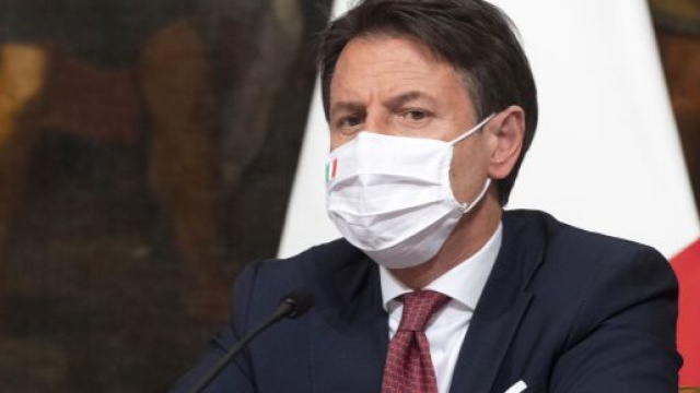 Coronavirus: ipotesi mini-lockdown dal 24 dicembre al 3 gennaio.