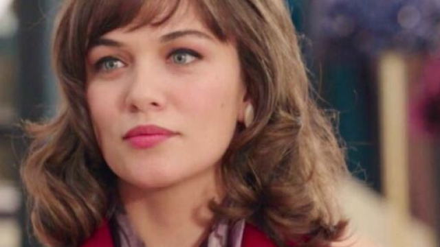 Il Paradiso delle signore, trama del 23 dicembre: Marta non torner&agrave; a casa per Natale.