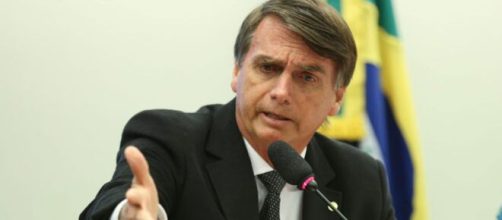 Bolsonaro diz que quem lhe chama de mau exemplo &eacute; 'imbecil' e 'idiota'. (Arquivo Blasting News)