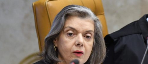 C&aacute;rmem Lucia determina que Augusto Aras pe&ccedil;a explica&ccedil;&otilde;es &agrave; Abin. (Arquivo Blasting News)