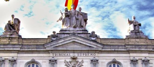 El Tribunal Supremo considera que son los juzgados ordinarios quienes tienen que estudiar las denuncias.