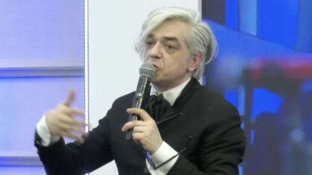 Festival di Sanremo 2021, Morgan commenta l'esclusione: 'Io non merito questo'.