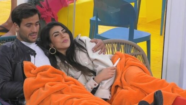 GF Vip, Pierpaolo Pretelli gela Giulia Salemi
