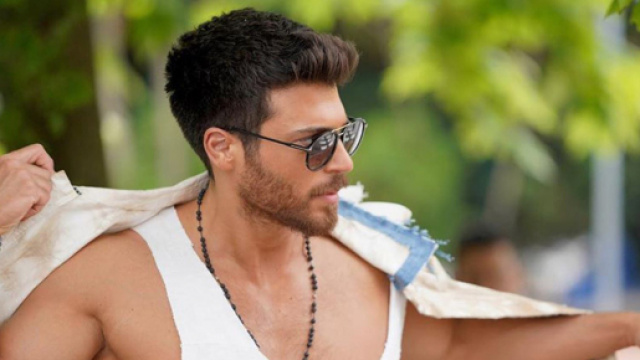 Can Yaman potrebbe arrivare a Roma il prossimo 5 gennaio (Rumors).