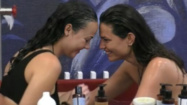 GF Vip, Dayane bacchetta Rosalinda