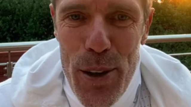 Mario Cipollini sprona i giovani ciclisti a non mollare