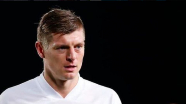Toni Kroos tacle un un internaute sur les r&eacute;seaux sociaux et fait le buzz - Photo capture d'&eacute;cran Instagram du joueur