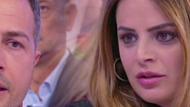 Uomini e donne, anticipazioni oggi 21 dicembre: Roberta ci ricasca con Riccardo e poi chiude.