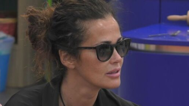 GF Vip, Samantha sbotta contro Stefania: 'Attaccata da una psicopatica, non mi sta bene'.