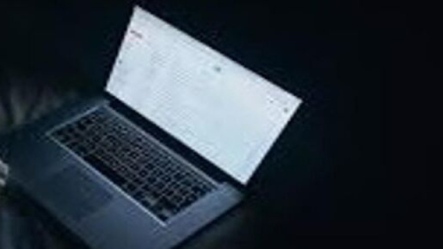 Torino, si toglie la vita mentre &egrave; in videochat con la figlia di 6 anni.