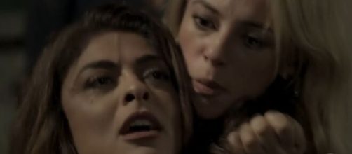 Bibi enfrenta Jeiza em "A For&ccedil;a do Querer". (Reprodu&ccedil;&atilde;o/TV Globo)