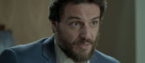 Caio enfrenta Bibi em "A For&ccedil;a do Querer". (Reprodu&ccedil;&atilde;o/Rede Globo)