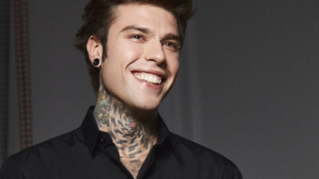 Vip pi&ugrave; seguiti sul web nel 2020: Fedez nuovo re, Pausini e Morrone primi su Facebook e Instagram.