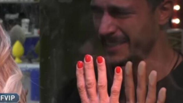 Andrea Zelletta deluso da Natalia al GF Vip,