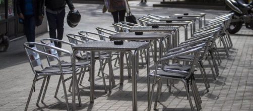 Contin&uacute;an vigentes en Catalunya el l&iacute;mite de reuni&oacute;n de hasta seis personas.