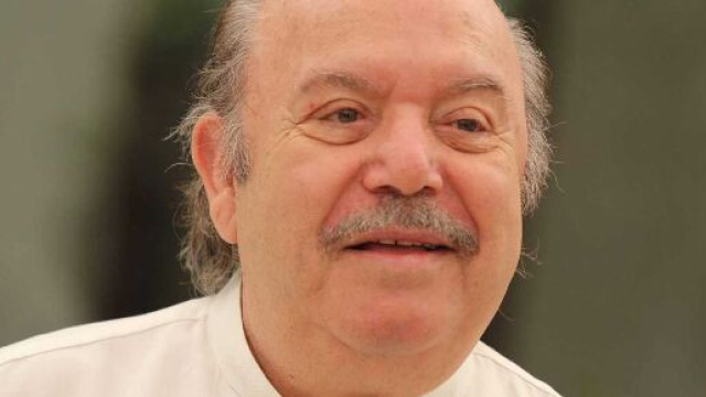 Vaccino Pfizer, l'appello di Lino Banfi: 'Vaccinatevi per i vostri nonni'.