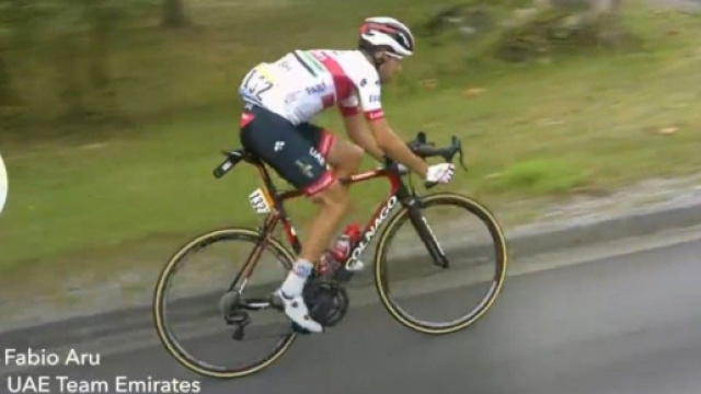 Fabio Aru al Tour de France, ultima corsa in maglia UAE Emirates.