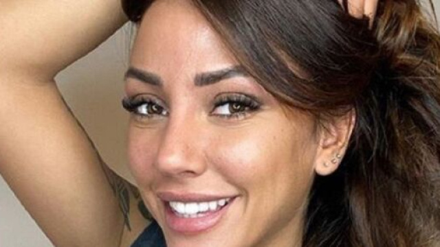 Selvaggia Roma: 'Se dovessi andare a cena con Pierpaolo indosserei un vestito di pizzo'.