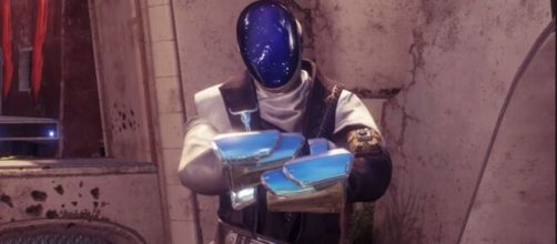 A Warlock wearing an Astrocyte Verse Exotic helmet in 'Destiny 2.' [Image source: SirDimetrious/YouTube]