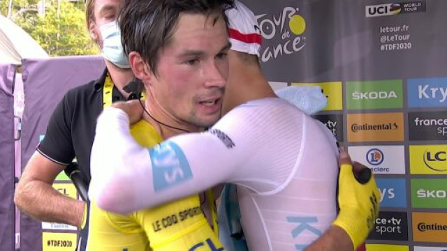 Ciclismo, Tom Dumoulin su Pogacar: 'Guida come un minatore'. Lo sloveno, intanto, progetta i prossimi impegni, tra il Tour e il Giro.