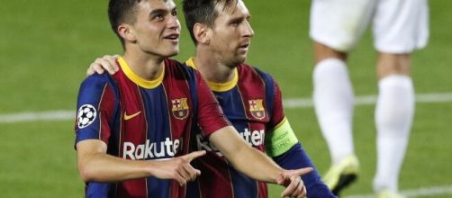 Messi sempre foi apontado como o grande substituto de Maradona. (Arquivo Blasting News)
