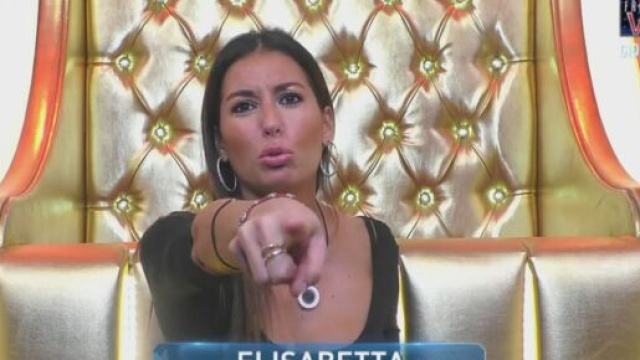 GF Vip, Elisabetta in ansia per Briatore.