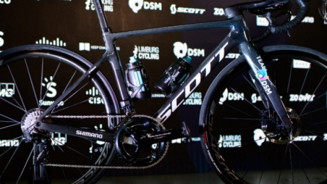 La bici Scott del Team DSM 2021