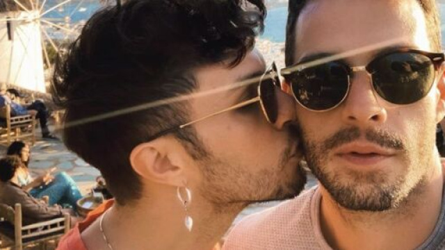 Durante l'intervista a Verissimo, Marco annuncia il matrimonio con Sirio.