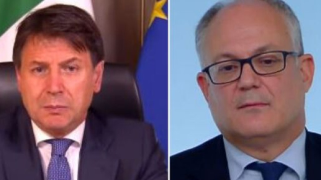 Manovra 2021: il presidente del Consiglio Giuseppe Conte ed il Ministro dell'Economia Roberto Gualtieri.