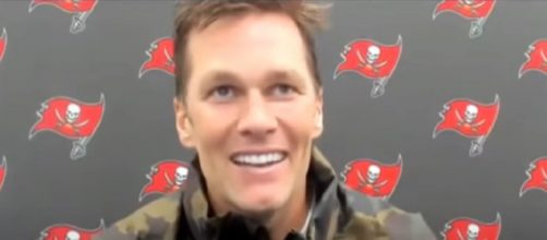 Brady didn&rsquo;t receive any signing bonus this season (&copy; Tampa Bay Buccaneers/YouTube)
