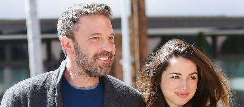 Ben Affleck reconstruye su vida rom&aacute;ntico paseo junto a la actriz cubana Ana de Armas.