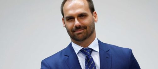 Eduardo Bolsonaro alfineta a Rede Globo em caso Marcius Melhem. (Arquivo Blasting News)