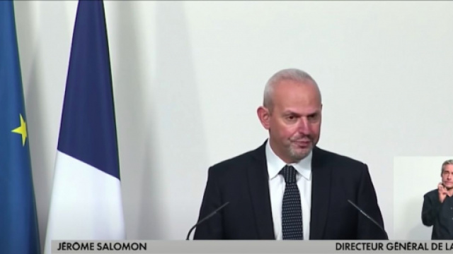 J&eacute;r&ocirc;me Salomon fait le bilan des contaminations par jour qui ne passent pas sous les 5 000 cas. &copy;CNEWS Capture