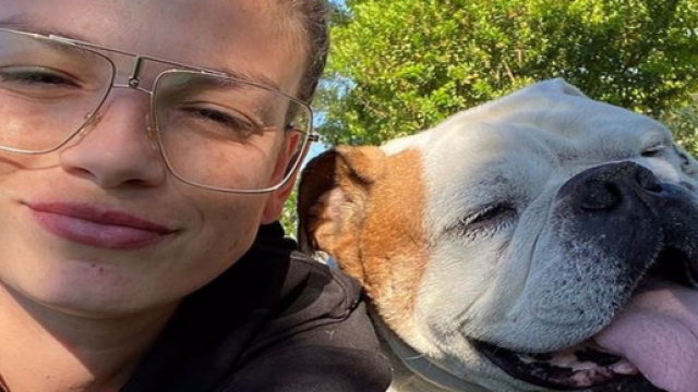 Emma Marrone saluta per sempre il suo cane Gaetano, Stefano le dedica un cuore spezzato su IG