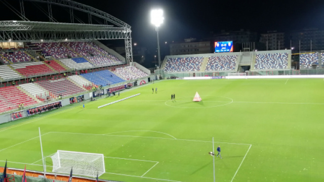 Il Crotone prova a rilanciare il sogno promozione