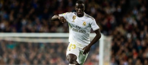 Ferland Mendy durante un partido de liga