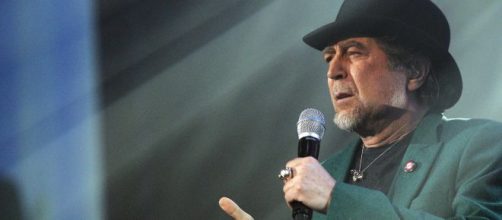 ▷ Joaqu&iacute;n Sabina es operado por un derrame cerebral tras la ca&iacute;da ... - noticiasporelmundo.com