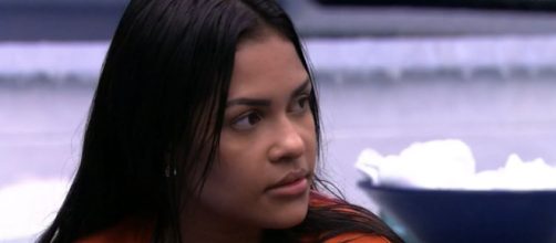 Flayslane conversa com Felipe e Lucas na cozinha. (Reprodu&ccedil;&atilde;o/TV Globo)