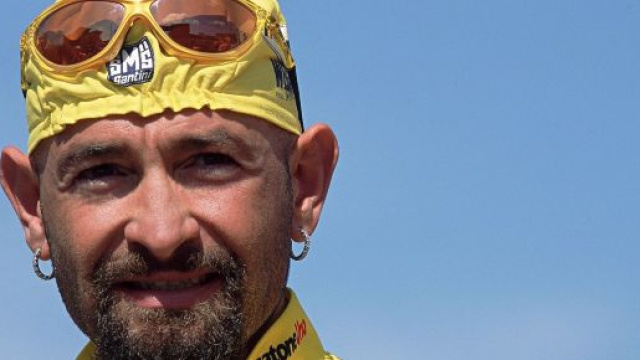 L'indimenticabile Marco Pantani, morto il 14 febbraio 2004