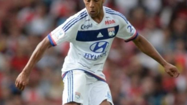 Corentin Tolisso, nella foto con la maglia del Lione.