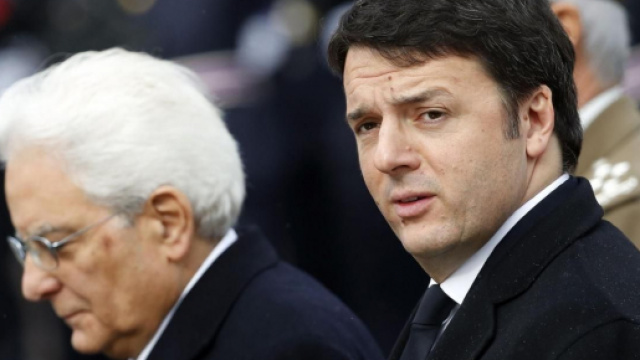 Sergio Mattarella insieme a Matteo Renzi