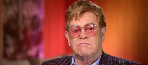 Elton John abandonou show na Nova Zel&acirc;ndia. (Arquivo Blasting News)