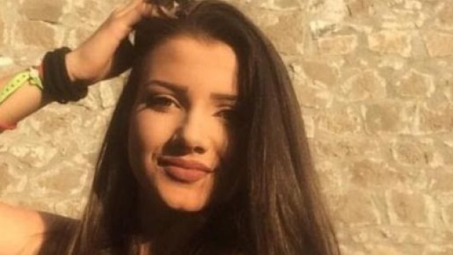 Aurora Grazini, morta a 16 anni dopo essere stata dimessa dall'ospedale di Viterbo: indagato un medico.