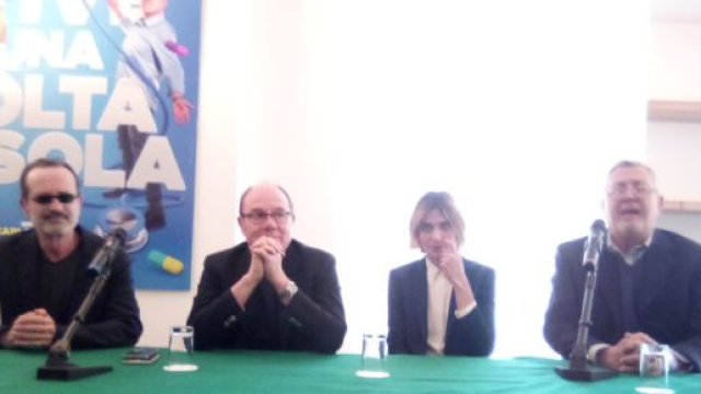 Conferenza stampa a Palermo con parte del cast di "Si vive una volta sola"