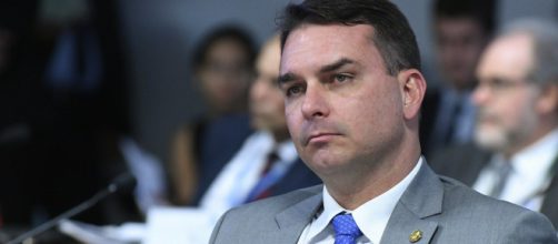 Fl&aacute;vio Bolsonaro divuga cena de cad&aacute;ver em seu Twitter. (Arquivo Blasting News)