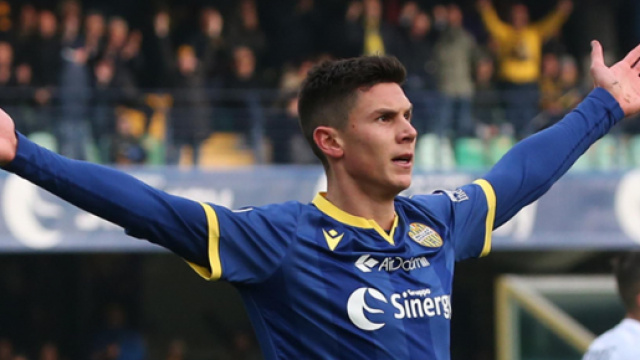 Verona, problemi di formazione contro il Cagliari: Pessina &lsquo;trasloca&rsquo;, occasione Stepinski