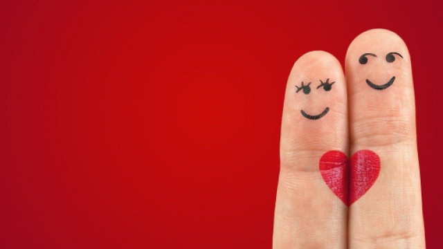 5 frasi per San Valentino da inviare al proprio partner.
